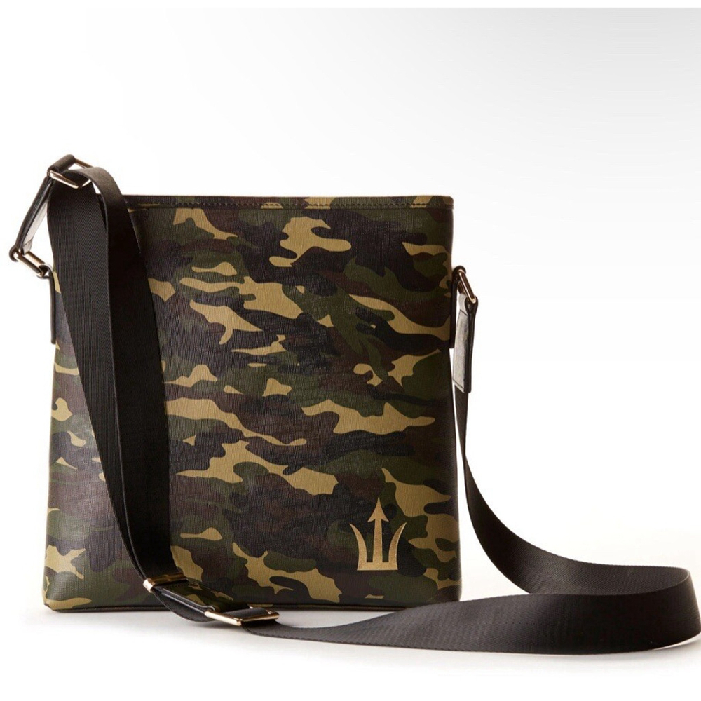 Spear Brands Camo Women’s Cross Body Bag With Satin Lined Storage Box•New